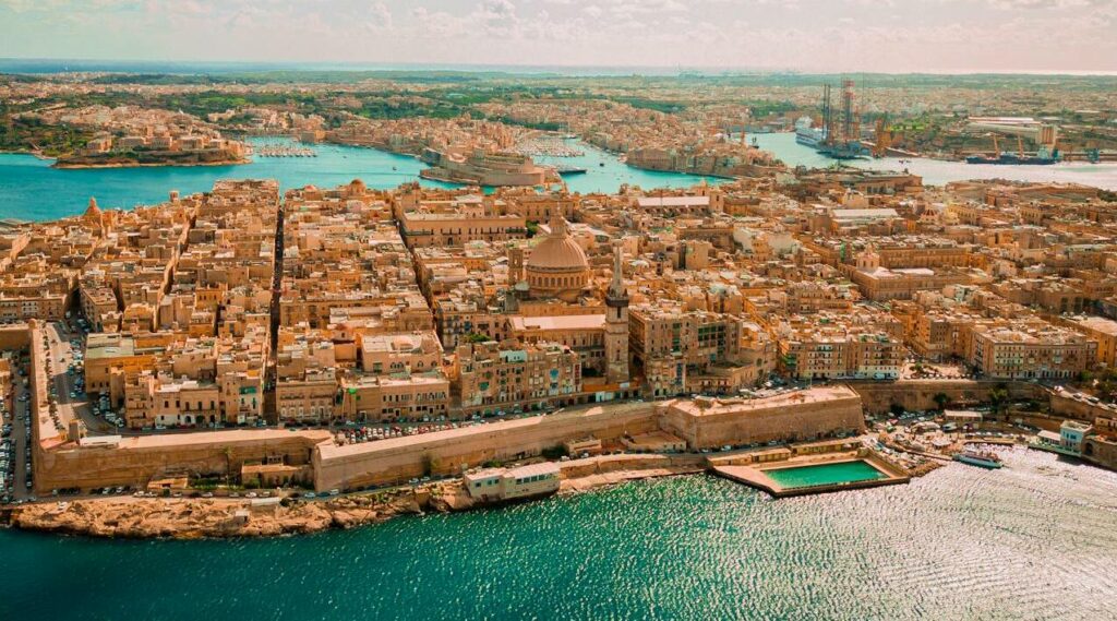 Málta olcsó nyaralás repülővel 2026