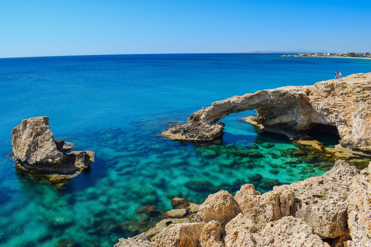 Ciprus olcsó nyaralás repülővel szállással 2024-2025