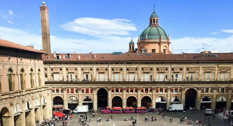 Bologna és Firenze 4 napos hétvége csak 78.070 Ft. Repülővel + Hotel reggelivel
