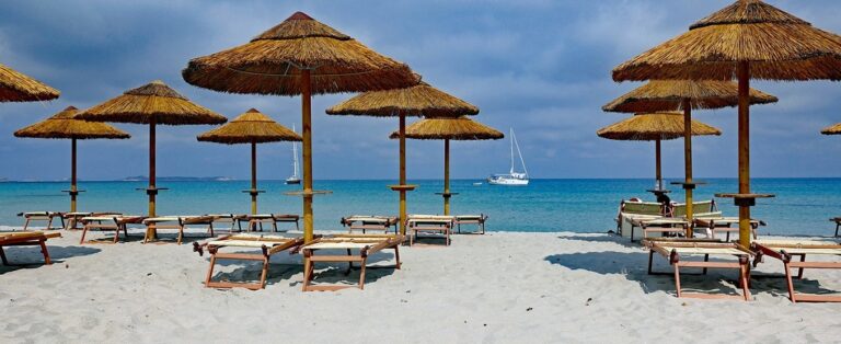 Nyári 8 napos nyaralás Szardínián csak 99.690 Ft. Alghero repülővel szállással