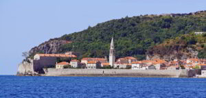 Montenegró olcsó nyaralás repülővel 2026