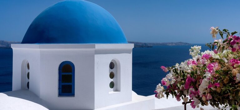 Szeptemberi 5 napos Santorini nyaralás Repjegy + Hotel reggelivel 97.920 Ft.